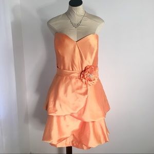 Strapless short formal dress